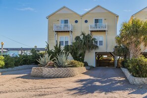 Studio (4 Bedrooms) | Property amenity - Jolly Dave's by Topsail Realty (Holly Ridge)