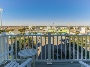Studio (4 Bedrooms) | Property amenity - Jolly Dave's by Topsail Realty (Holly Ridge)