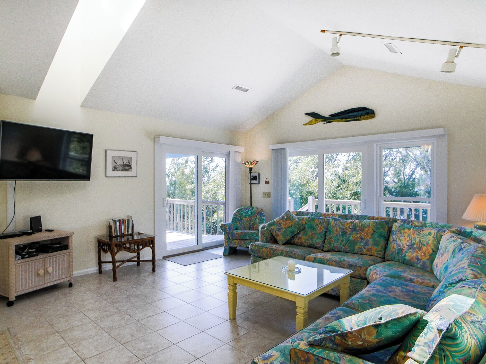 Studio (4 Bedrooms) | Tiện nghi, dịch vụ nơi lưu trú