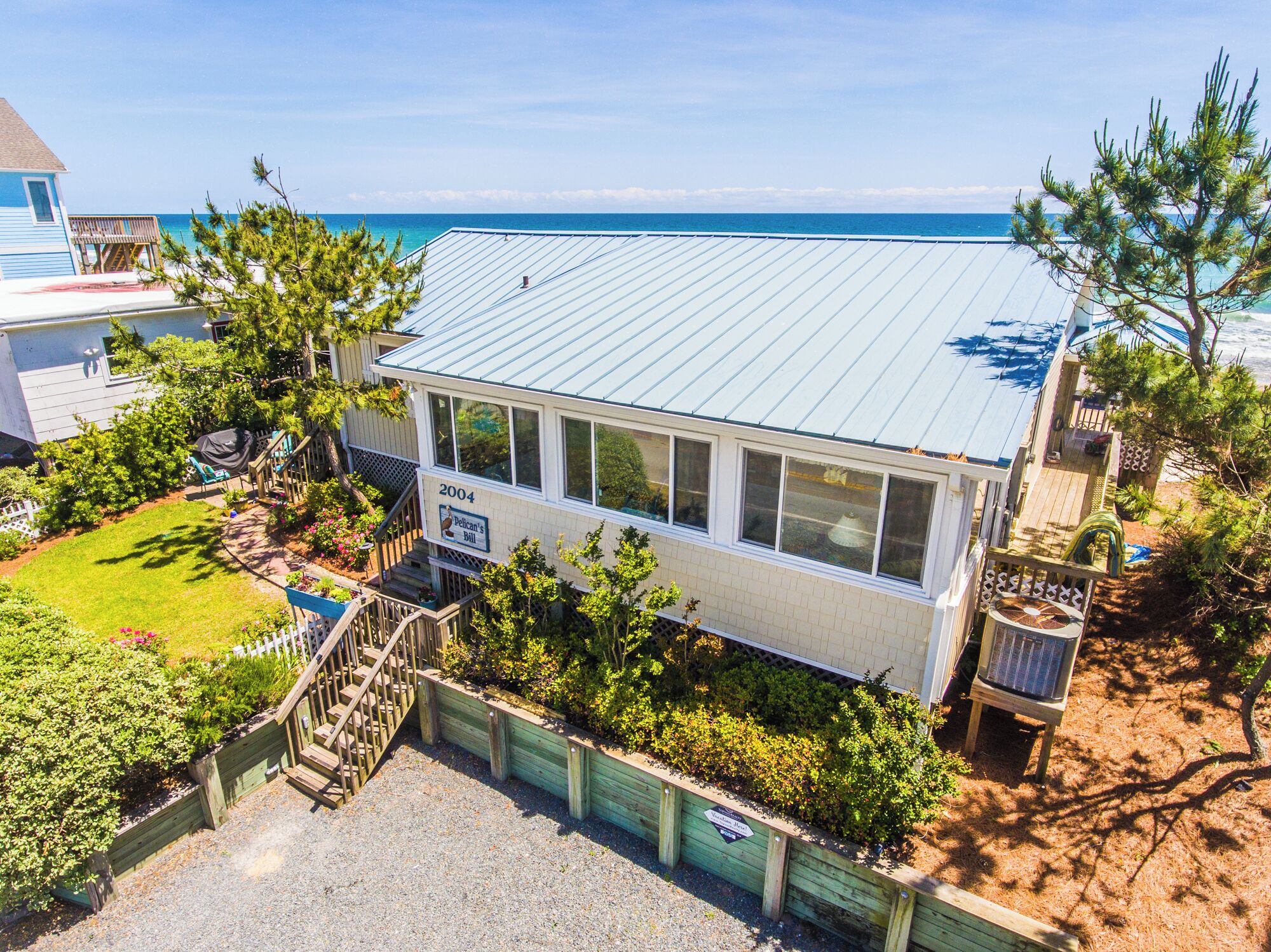 Studio (3 Bedrooms) | Front of property