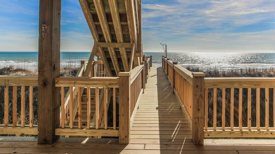 Sunshine Daydreams by Topsail Realty