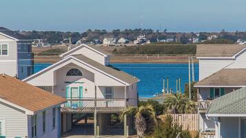 Studio (5 Bedrooms) | Property amenity