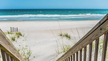 Studio (3 Bedrooms) | Property amenity