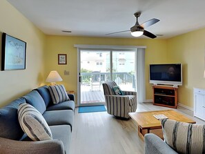 Studio (4 Bedrooms) | Property amenity - Happy Days by Topsail Realty (Holly Ridge)