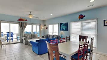 Estudio (5 Bedrooms) | Servicio de la propiedad