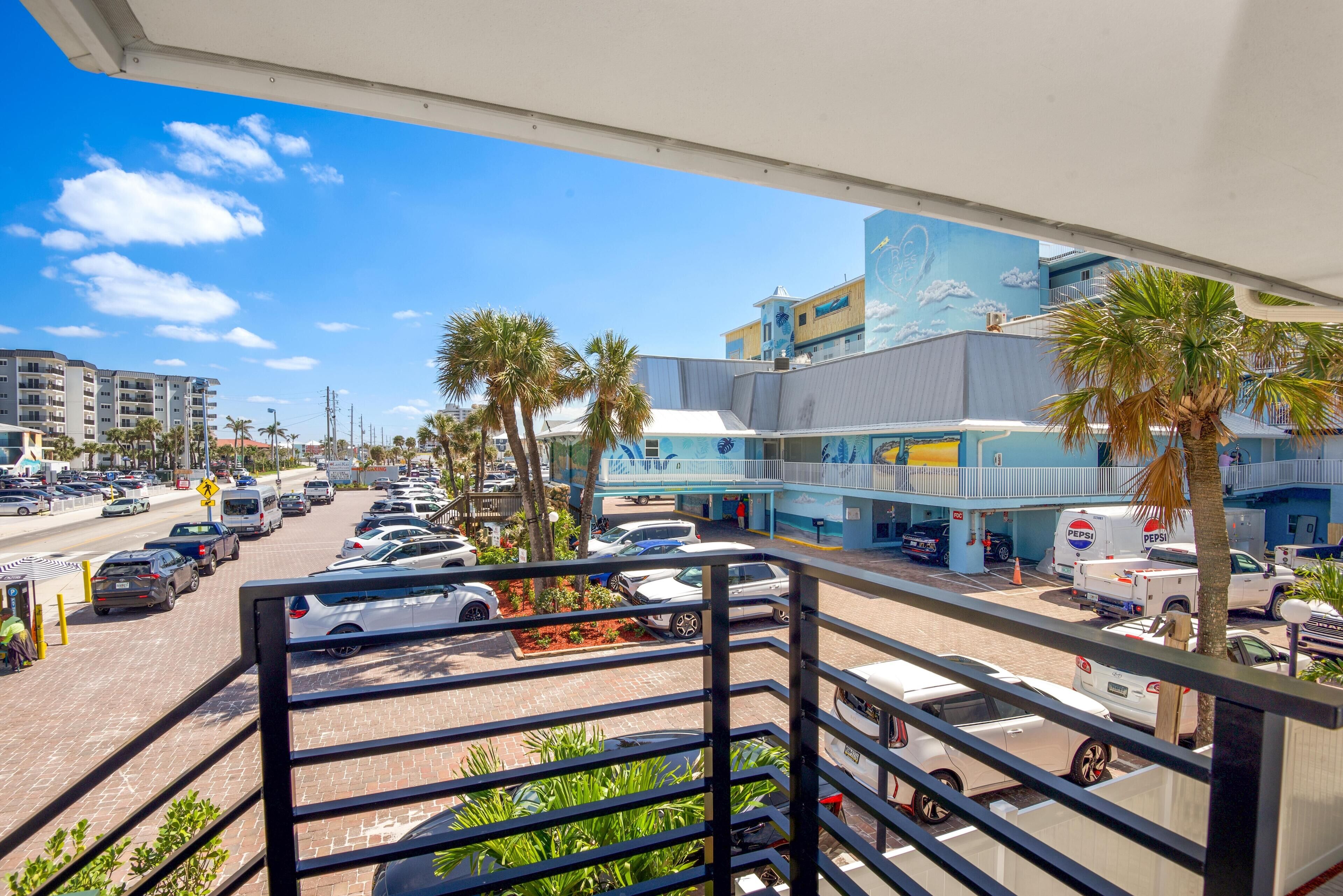 Condo, 1 King Bed with Sofa bed (Crescent Shore 201) | Property grounds