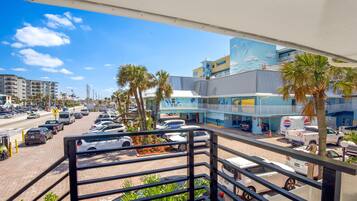 Condo, 1 King Bed with Sofa bed (Crescent Shore 201) | Property grounds