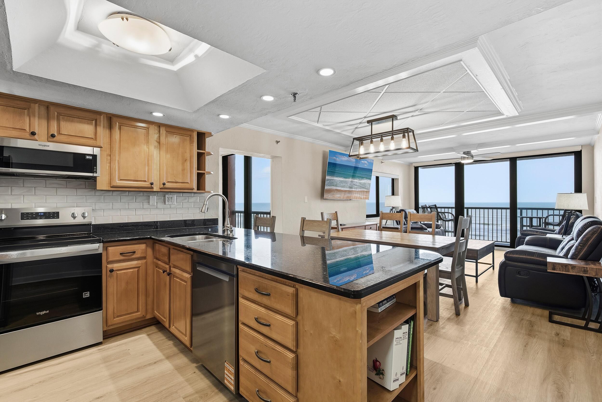 Condo, Multiple Beds (Sunrise 502) | Private kitchen | Oven, toaster