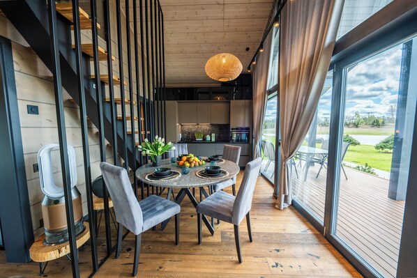 Cabin, Lake View | In-room dining