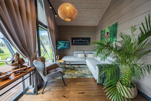 Cabin, Lake View | Living area