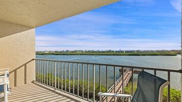 Condo, 1 King Bed (Sea Club #102 - Another Day in Paradi) | Property grounds