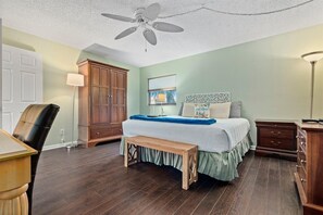 Condo, 1 King Bed (Sea Club #102 - Another Day in Paradi) | 1 bedroom - Sea Club #102 - Another Day in Paradise (Indian Shores)