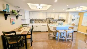 Condo, Multiple Beds (Sea Club #29 - Our Sunrise Nest) | Private kitchen | Oven, toaster