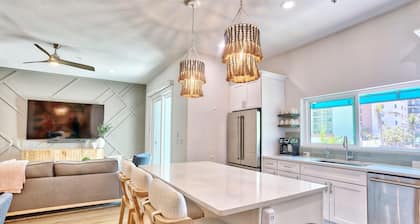 Azul Townhomes C1 - Sol Retreat