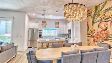 House, Multiple Beds (Azul Townhomes C1 - Sol Retreat) | Dining