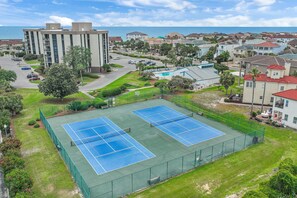 House, Multiple Beds (Serenity by the Sea) | Sport court - Serenity by the Sea (Destin)
