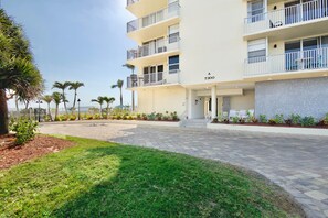 Huoneisto, 1 suuri parisänky ja vuodesohva (Estero Beach & Tennis 1004-A) | Ulkopuoli