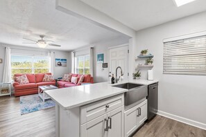 Interior - Kiawah Bay 106 (New Smyrna Beach)