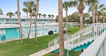 Coronado Arms Condominiums B-18