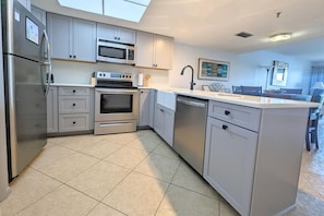 Condo, Multiple Beds (Sea Club #503 - Coastal Breeze) | Private kitchen