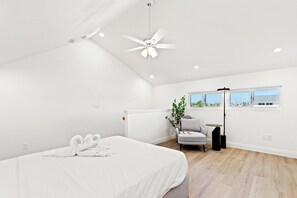 Apartment, Multiple Beds (Ocean Breeze 5C)