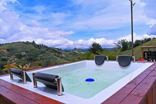 Finca Los Cantares con Piscina y Jacuzzi privado