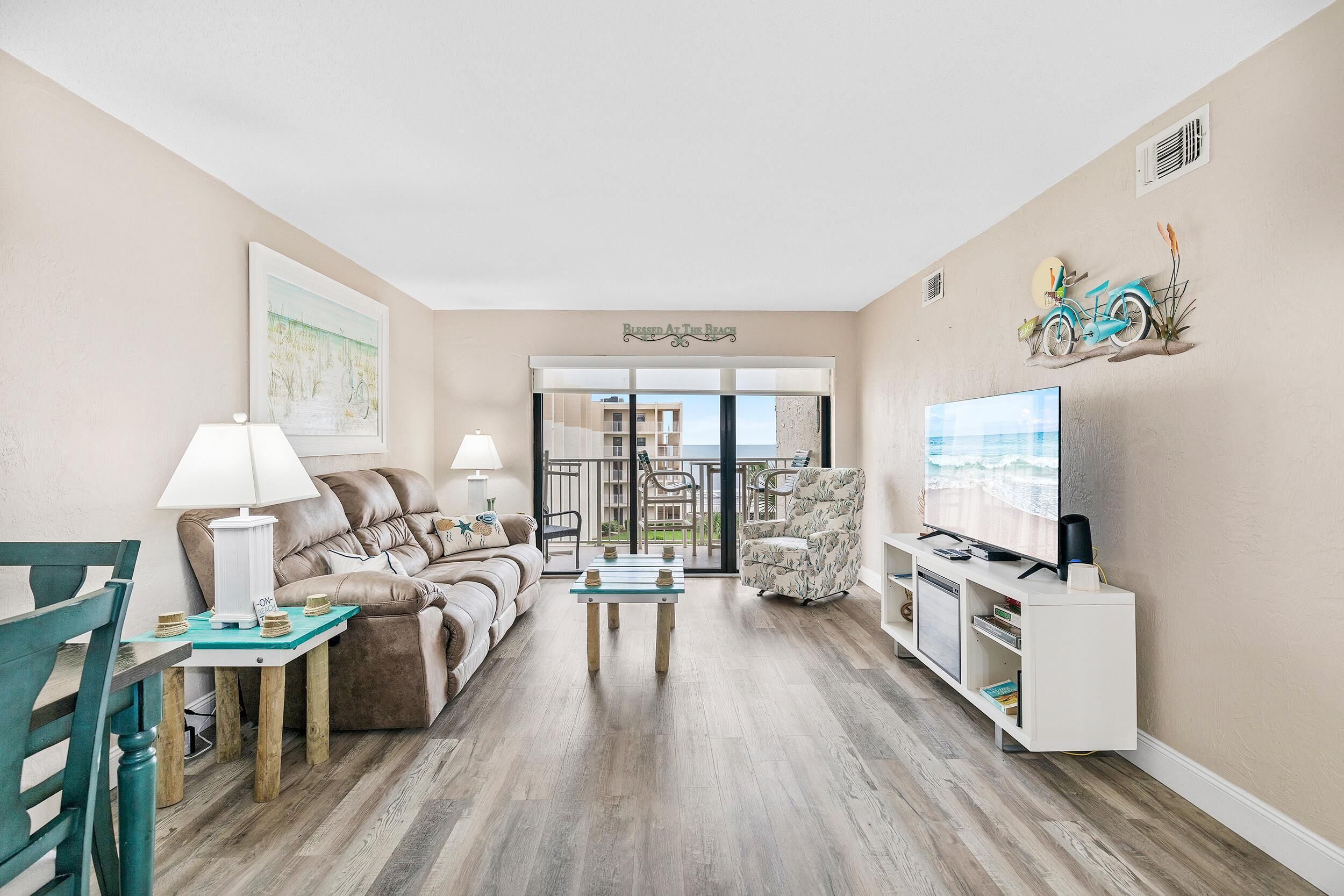 Condo, 1 King Bed (Castle Reef 412) | Living area | TV