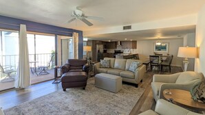 Condo, Berbilang Katil (Sea Club #44 - Coral Reef Retreat) | Ruang tamu