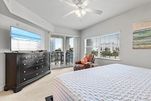 3 bedrooms - Oceanwalk 18-301 (New Smyrna Beach)
