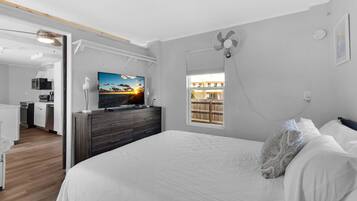 House, Multiple Beds (Beach Bay Bliss) | 4 bedrooms