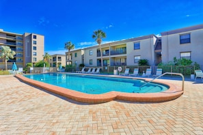 Appart'hôtel, 2 grands lits (Sea Club #404 - Sunrise Vista) | Piscine | Piscine chauffée