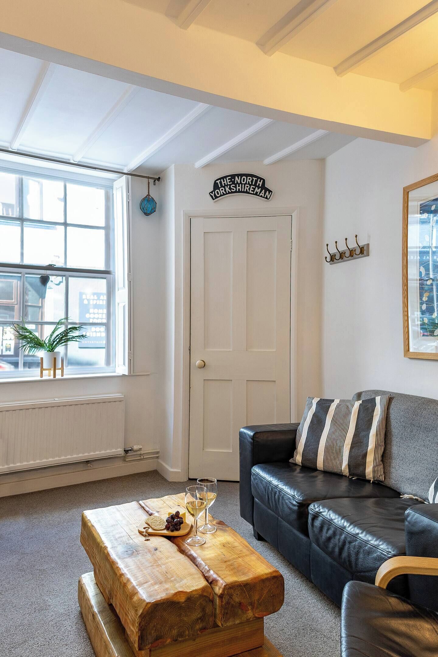 Smart TV, fireplace, offices