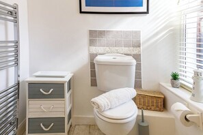 Towels - Charming 2-Bedroom Cottage, parking by Yorkshire Coast Holiday Lets (North Yorkshire)