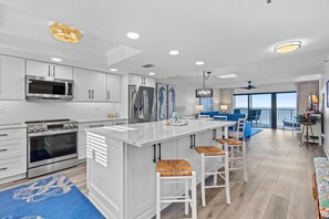 Appart'hôtel, 1 très grand lit (Southwind 1002) | Cuisine privée