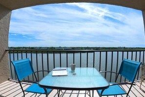 Outdoor dining - Sea Club #402 - Isle Be Back (Indian Shores)