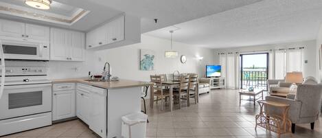 Lägenhet - flera sängar (Sea Club #402 - Isle Be Back) | Interiör