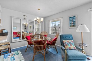 Dining - Colony Beach Club 209 (New Smyrna Beach)