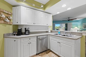 Condo, Multiple Beds (Oceanwalk 15-202) | Interior