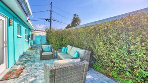 Maison, 1 très grand lit (Shore Thing) | Terrasse/Patio