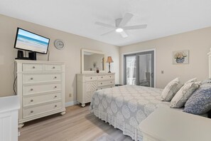 House, 1 Queen Bed with Sofa bed (Sea Mist Getaway) | 2 bedrooms - Sea Mist Getaway (New Smyrna Beach)