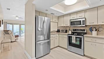 Maison, 1 grand lit et 1 canapé-lit (Sea Mist Getaway) | Cuisine privée | CafetiÚre/bouilloire, grille-pain, blender