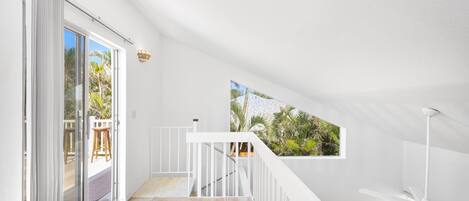 House, Multiple Beds (Beach House Paradise) | Interior