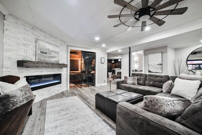 Luxury 4BR w/ King Bed | Fast Wi-Fi | Private Yard