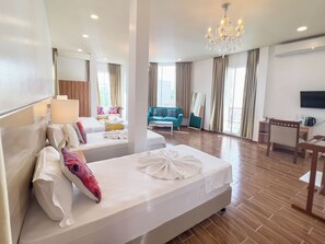Family Quadruple Room, Balcony, City View | In-room safe, free WiFi - Rehendhi Villa (Maafushi)