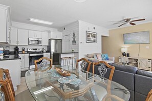 Appart'hôtel, plusieurs lits (Poinciana Place #123) | Intérieur