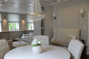 Dining - Stylish apartment for 5 people in the center (Paderborn)