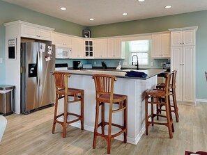 Studio (3 Bedrooms) | Property amenity