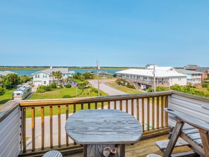 Studio (3 Bedrooms) | Front of property