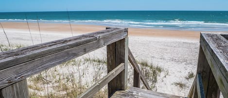 Studio (4 Bedrooms) | Property amenity