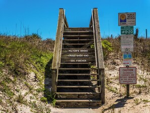 Studio (3 Bedrooms) | Property amenity